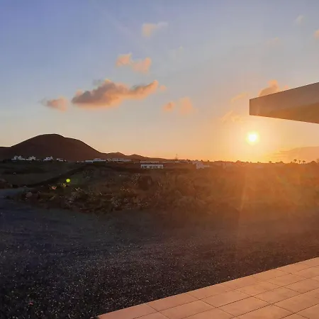 Villa North Shore Lajares, Manalari, Private And Heated Pool *