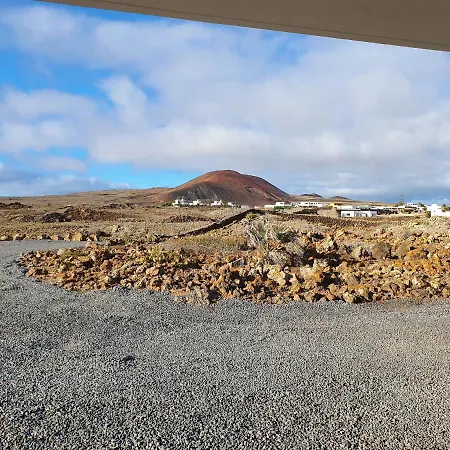 North Shore Lajares, Manalari, Private And Heated Pool Villa